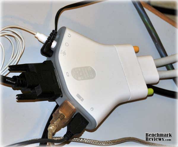 belkin flip F1DG102D cables connected