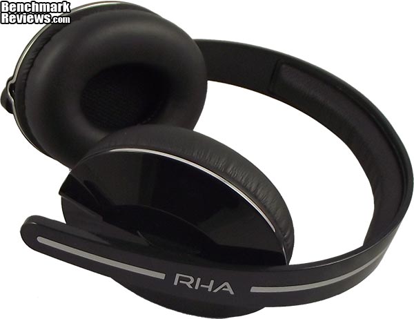 RHA_CA-200_Black_Headphones_Anlge_View.jpg