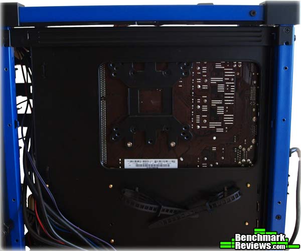 Antec_Lanboy_Air_MB_Tray.jpg