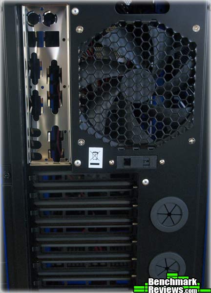 Antec_Lanboy_Air_Rear_Fan.jpg