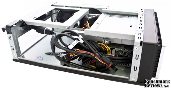 Antec_ISK_Open.jpg