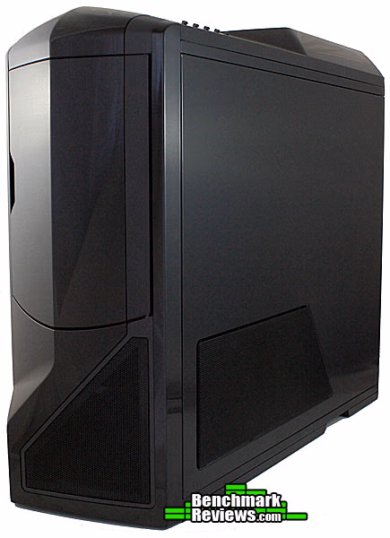 NZXT Phantom Exterior Front Right