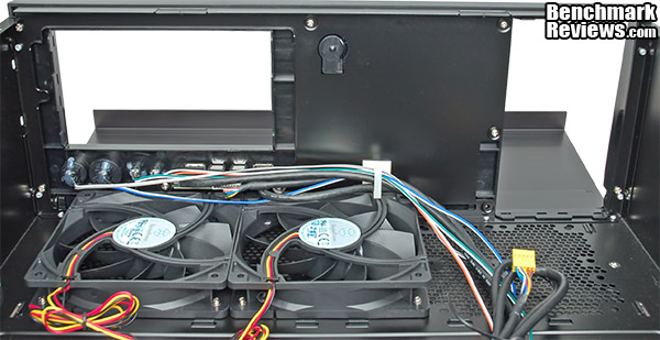 SilverStone_Grandia_GD07_HTPC_Case_Inside_Front_Panel_01.jpg