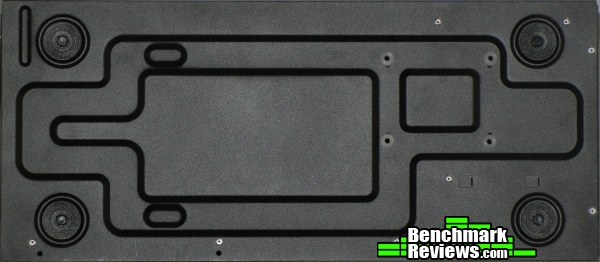 Antec_One_Hundred_Computer_Case_Bottom_001.jpg