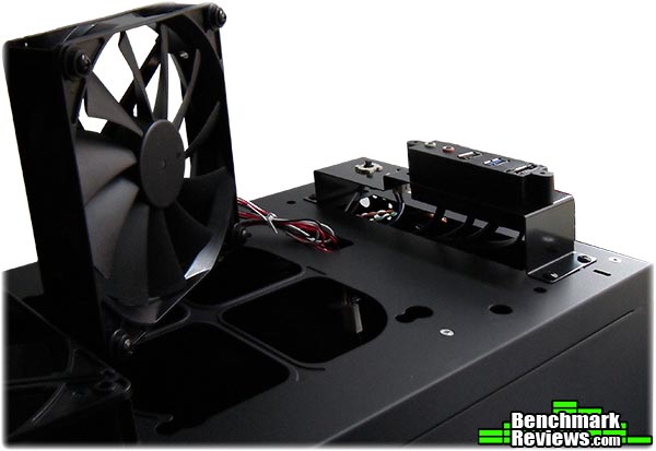 Lancool_PC-K63_Computer_Case_Fan_Mounts.jpg