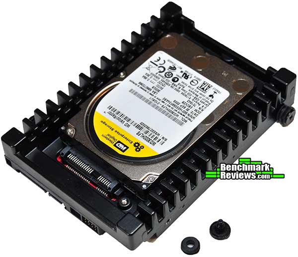 lian_li_pc_v1020_drive_mount_1.jpg