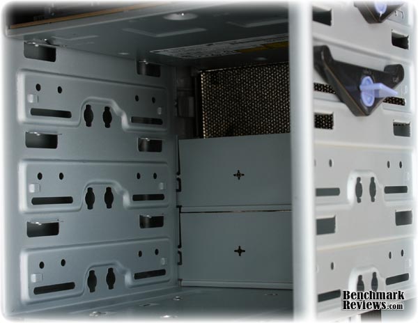 elite_330_DVD_bays.jpg