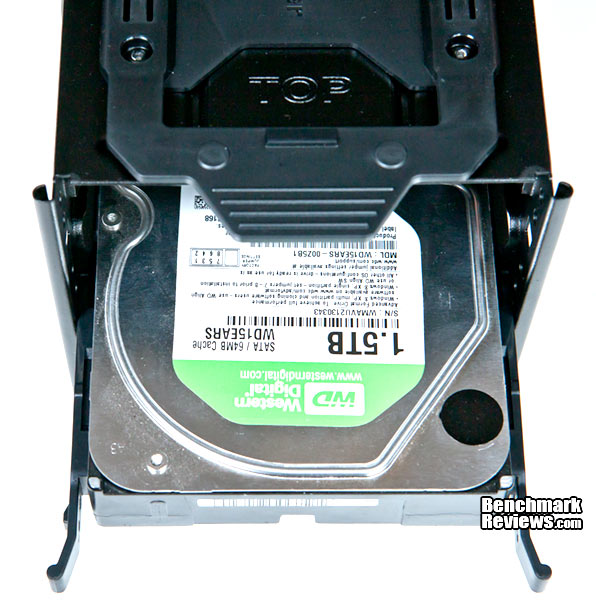 CoolerMaster_Silencio_550_HD_CageTopFront02-Review.jpg