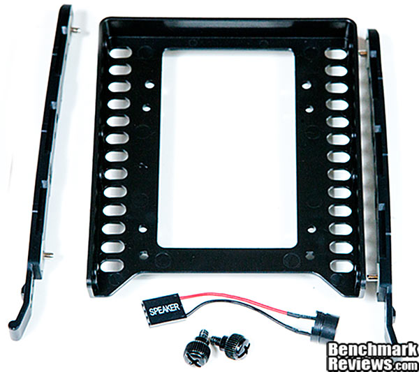CoolerMaster_Silencio_SSD_Cradle-Review.jpg