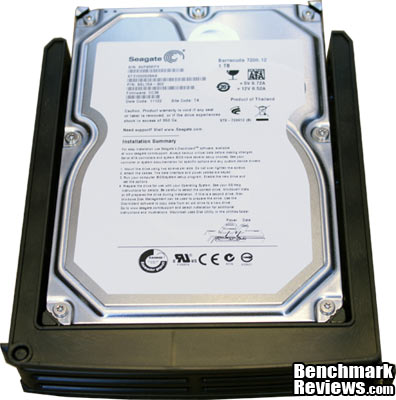 SilverStone_RV02-E_Full_Drive_Caddy.jpg