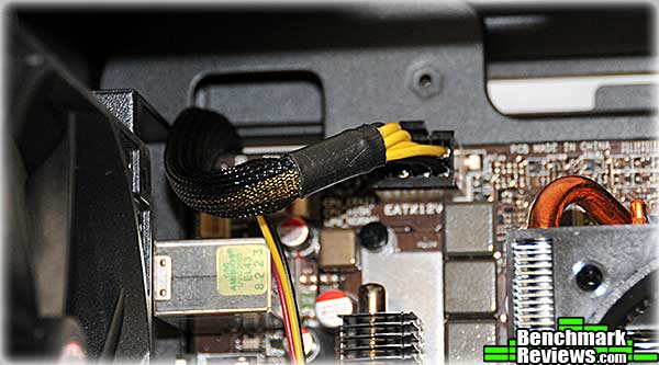cooler_master_storm_enforcer_eps_cable.jpg