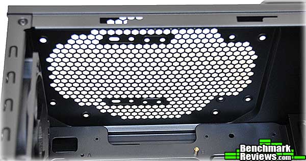 cooler_master_storm_enforcer_top_fan_mount.jpg