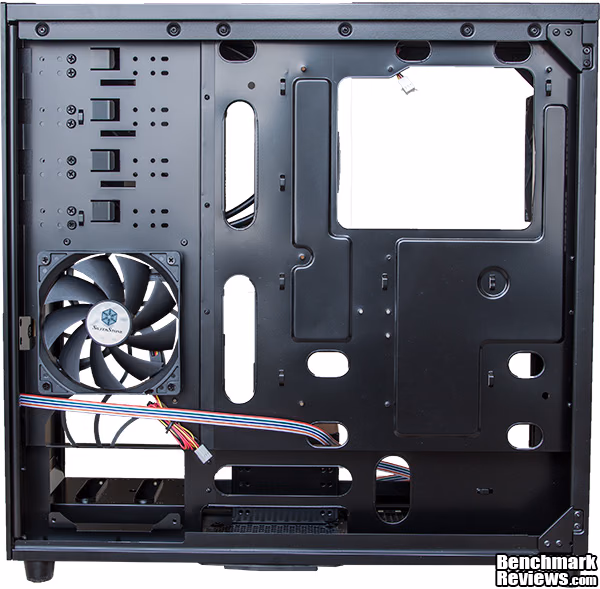 Silverstone TJ 04 E Back, open