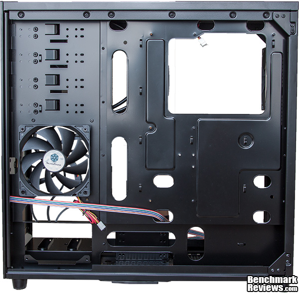 Silverstone_TJ-04-E_Back_Open.jpg