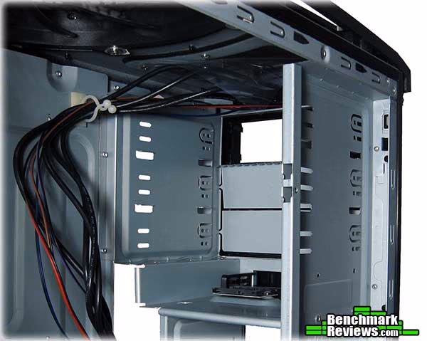Antec Six Hundred V2 Top Drive Bays