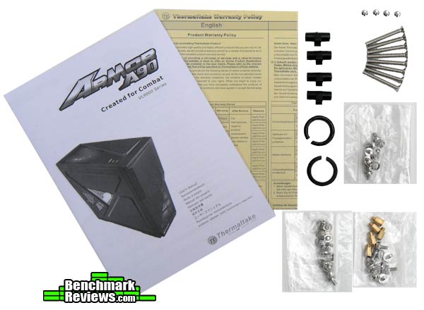 Thermaltake_Armor_A90_Mid_Tower_Accessories.jpg