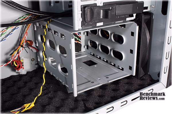 Cooler Master Sileo 500 Hard Drive Bay