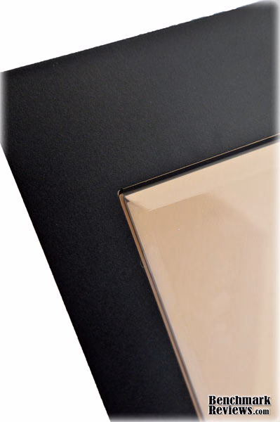 NZXT m59 Window, corner view