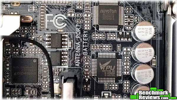 asus_p8z77i_deluxe_wd_chips.jpg