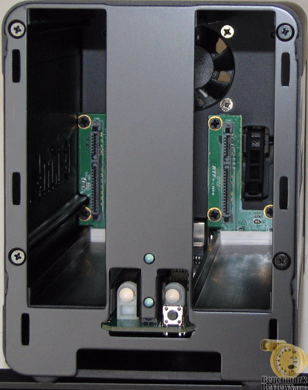 D-Link DNS-323 SATA RAID Gigabit NAS 