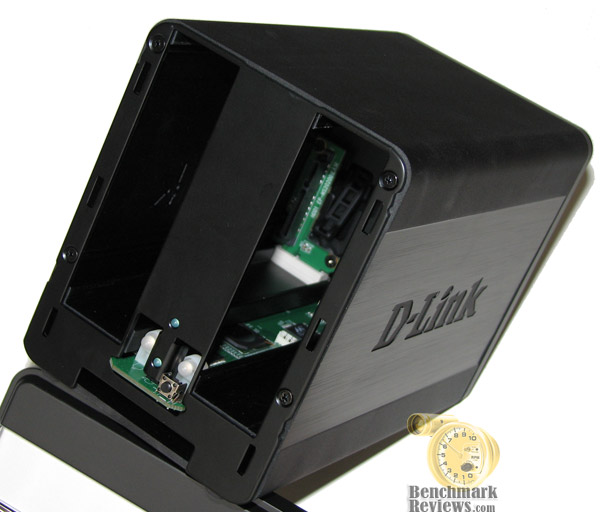 D-Link DNS-323 SATA RAID Gigabit NAS 