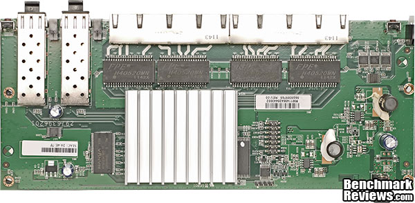 NETGEAR_ProSafe_GS110T_SmartSwitch_Main_PCB_01.jpg