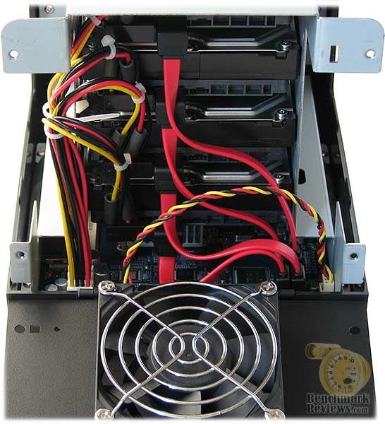Synology_DS408_Installed_Drives.jpg
